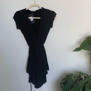 Fashion Nova Flowy romper Size S